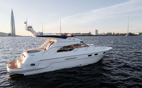 Аренда яхты Sealine F43 Monte Carlo в Питере, Санкт-Петербург